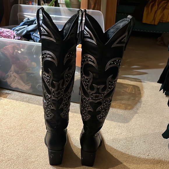 Knee high cowboy boots size 10 - Picture 3 of 5